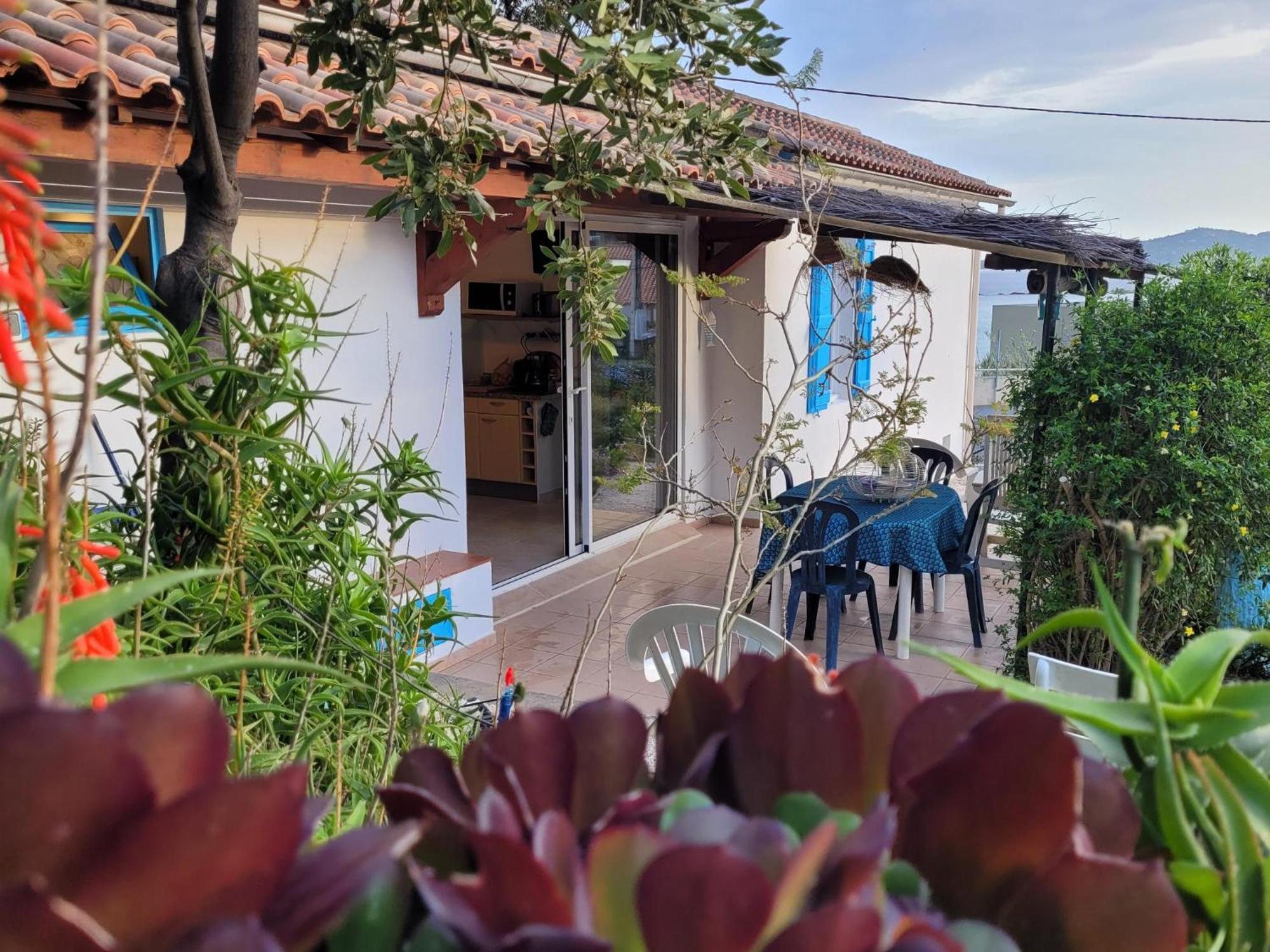 Maison 4 Face A La Grand Jardin Ideal Famille Avec Pluri Animaux Saint Clair Holiday home Le Lavandou